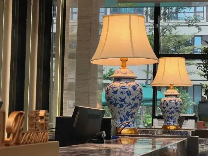 Qiling Ln Dongfang Hotel