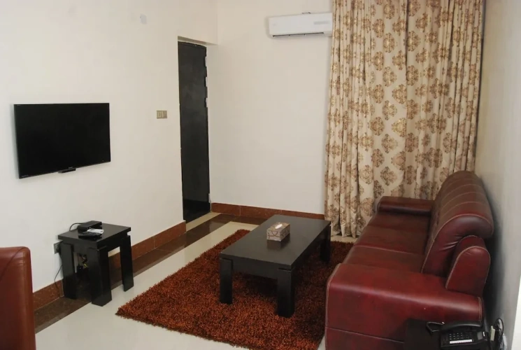 1 Bedroom Business Apartment