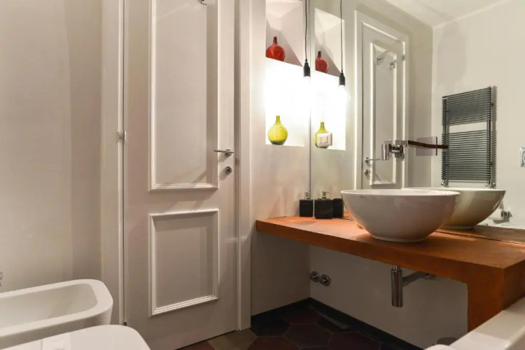 Pantheon Apartments