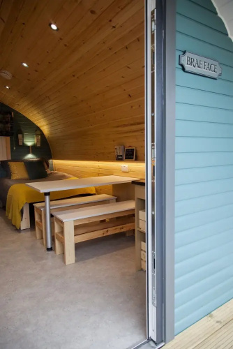 Arnprior Glamping: Brae Face