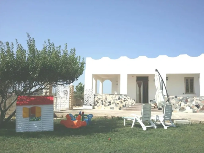 2 Bedrooms Cottage