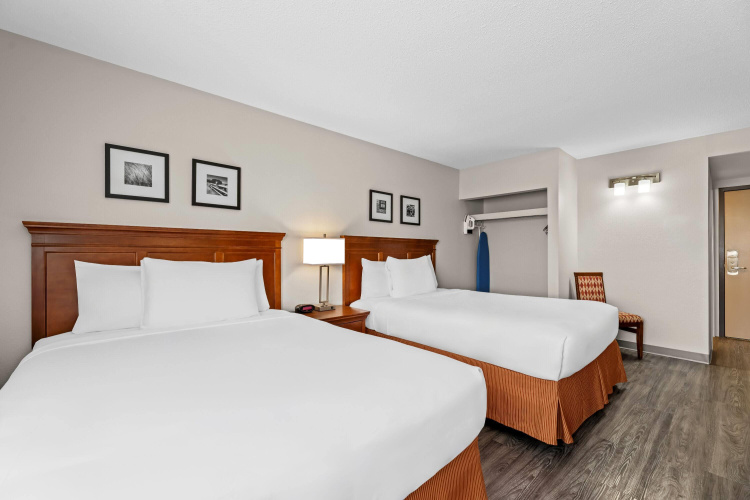 Travelodge Suites By Wyndham Regina / Eastgate Bay photo 7