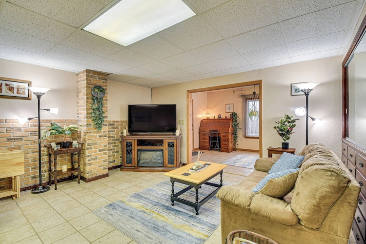 1 Bedroom Apartment
