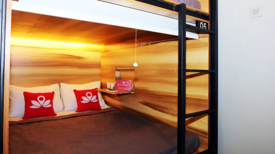 ZEN Hostel Gubeng Station 2