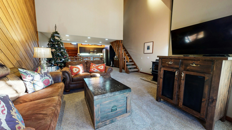 Snowcreek III #415 Condo