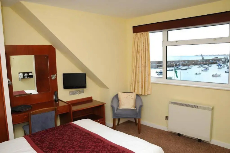 The Dolphin Hotel