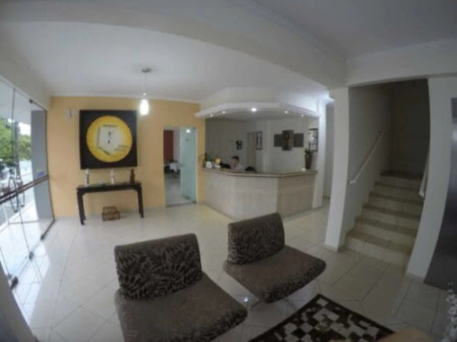 Dumont Park Hotel