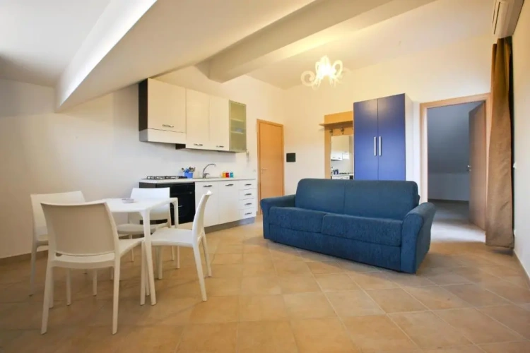 1 Bedroom Apartment