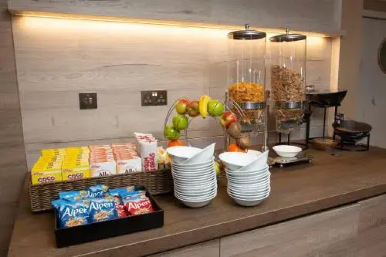 Doubletree By Hilton Reading M4 J10