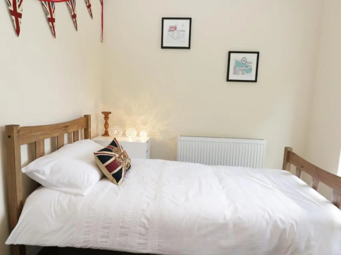 2 Moor Farm Cottages