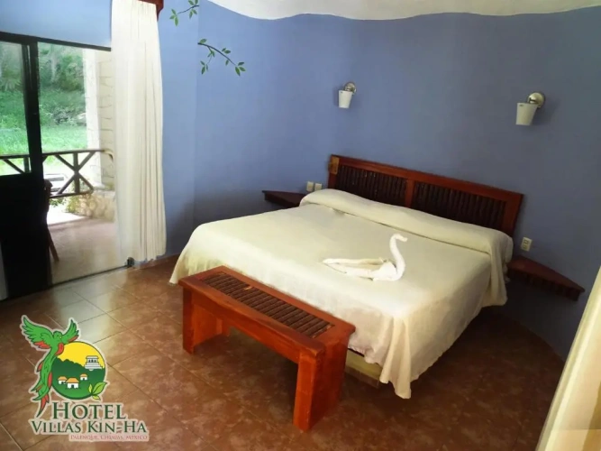 Standard Quadruple room with view