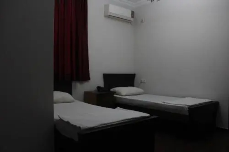 Hotel Alex