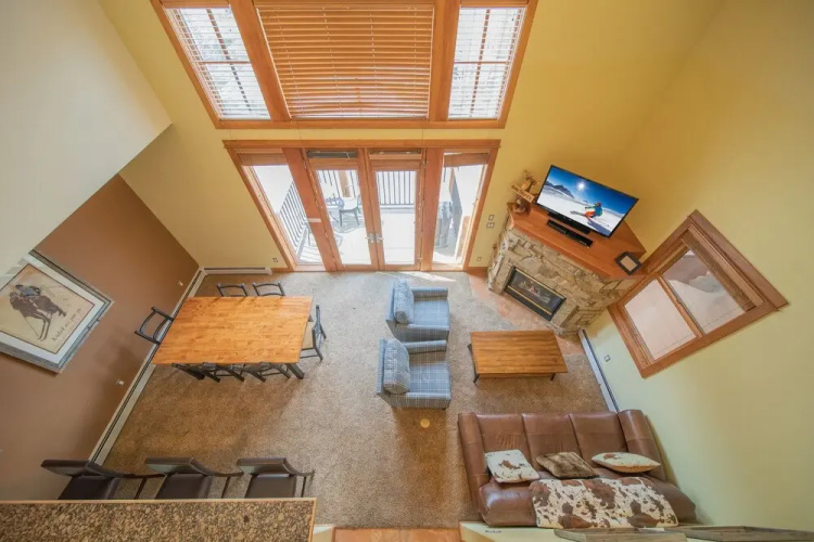 Antlers Gulch 303 by SummitCove Vacation Lodging