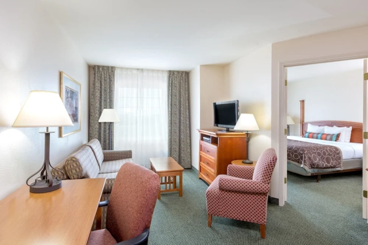 1 Bedroom Suite