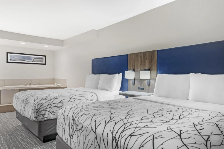 Quadruple Suite with balcony