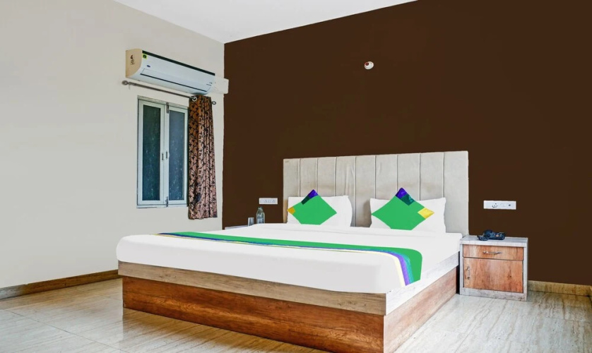 Treebo Trend Hotel RK