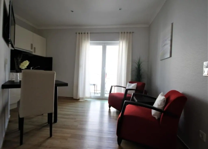 2 Bedrooms Apartment
