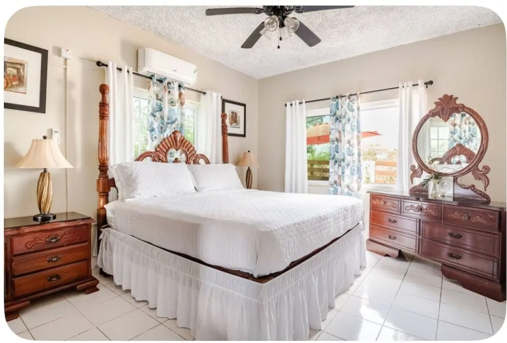 2 Bedrooms Apartment