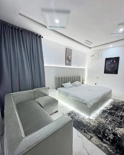 Mavis Suites