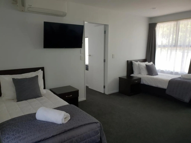 Durham Motor Inn