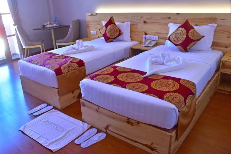 Deluxe Twin room with balcony