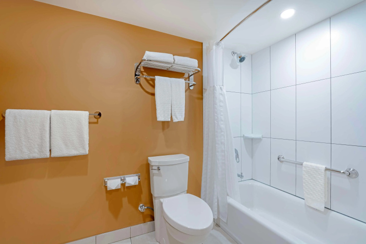 Best Western Plus Emerald Isle Hotel photo 11