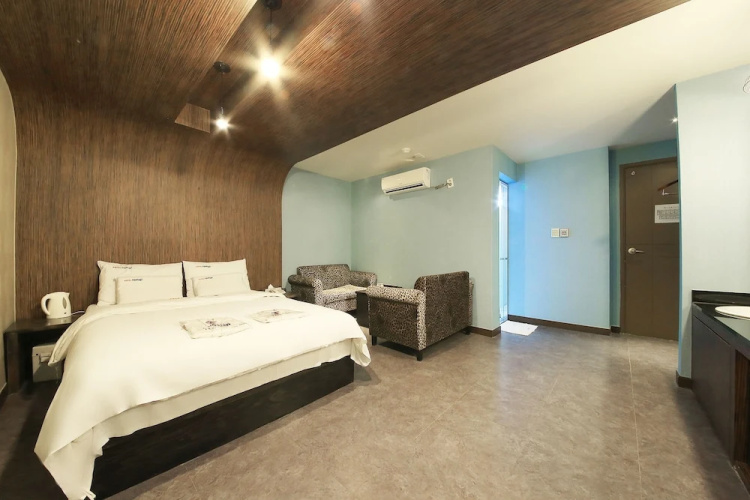 Hotel Tomgi