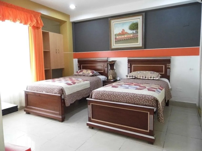 Rizzo Plaza Hotel