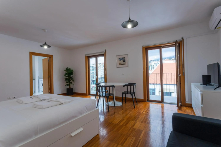 FLH Funchal Studio with Balcony