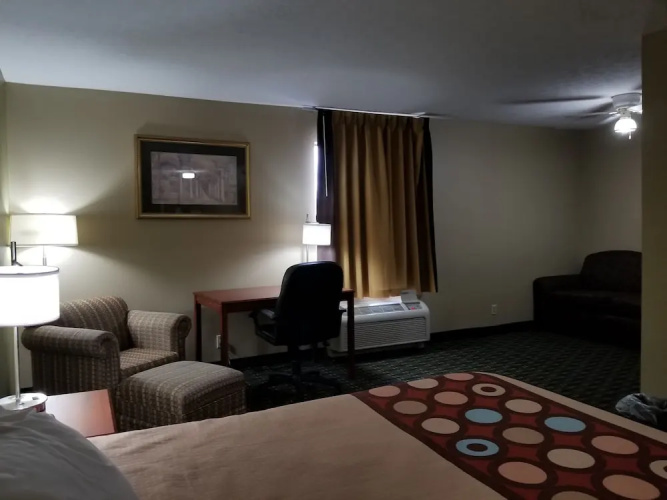 Super 8 Bellefontaine