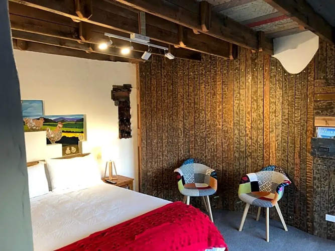 Bed in a Shed