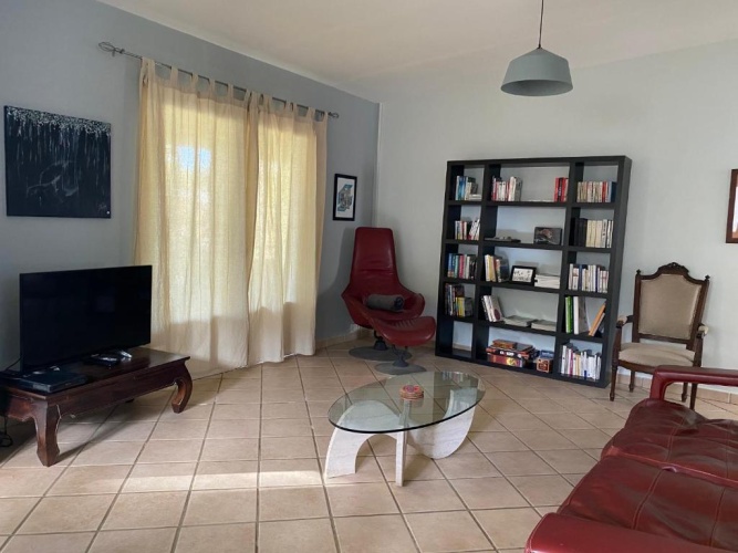 3 Bedrooms Villa