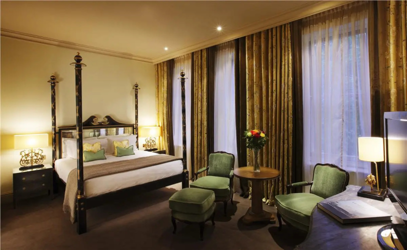 The Kensington Hotel
