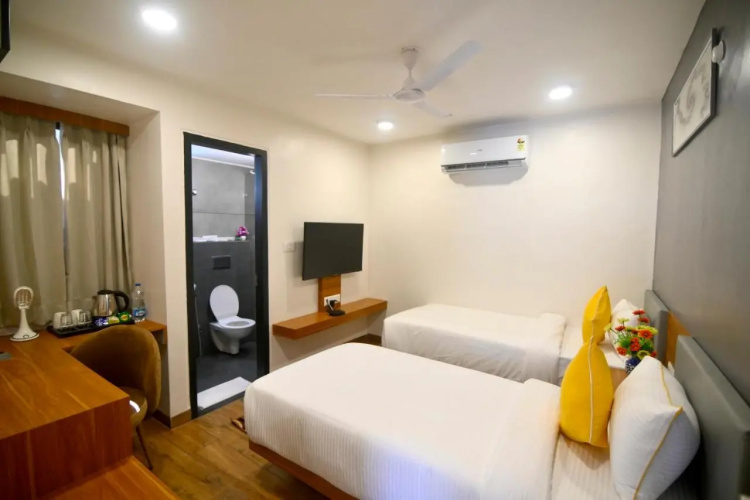 Carry Inn Hotel