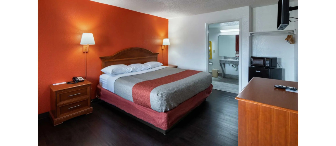 Motel 6 Corona photo 22