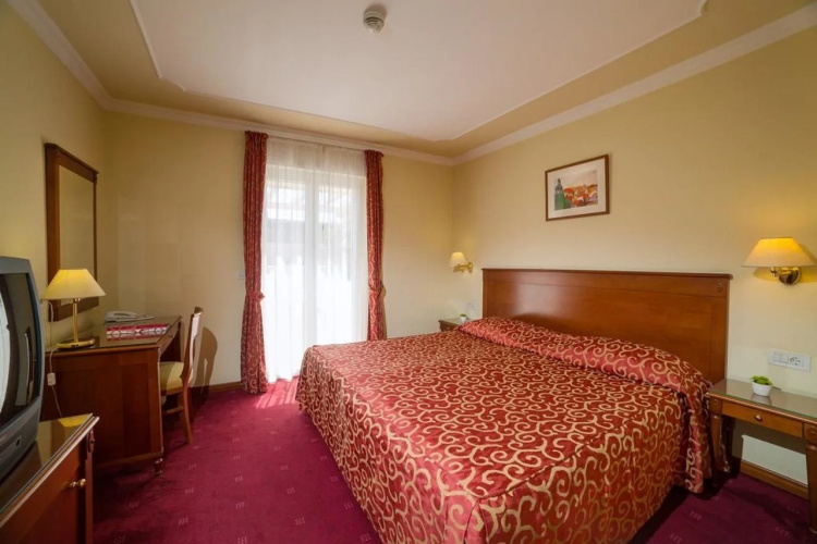 Continental Hotel