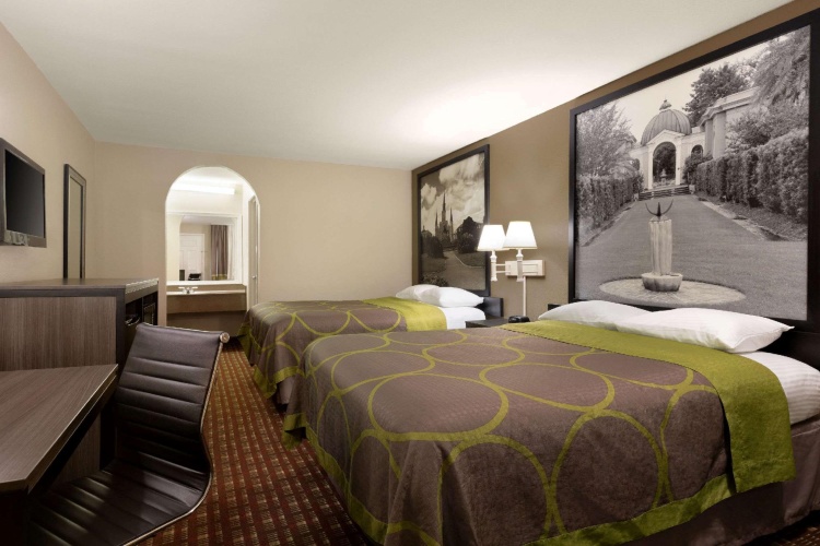 Standard Quadruple room