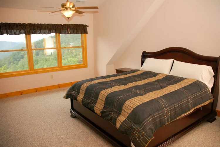 HARVEST MOON - 3 Br Cabin