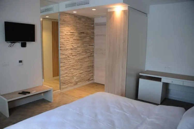 Nar Hotel