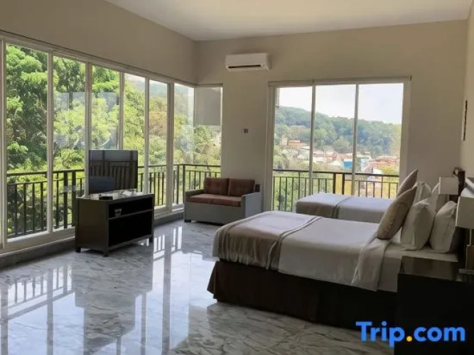 Deluxe Double Suite