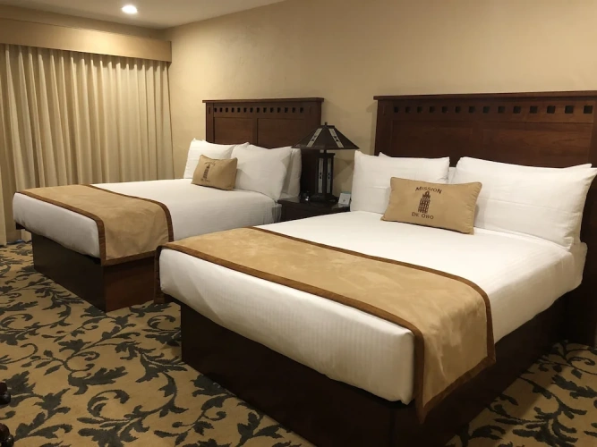 Deluxe Quadruple room