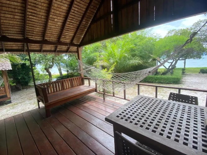 Bungalow with balcony and with sea view