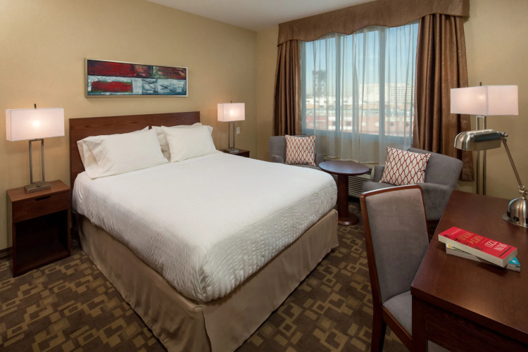 Jaslin Hotel