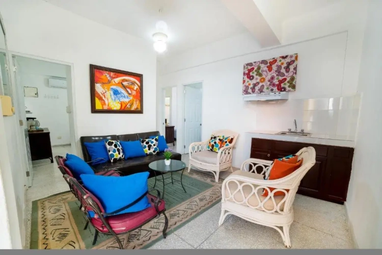 2 Bedrooms Apartment