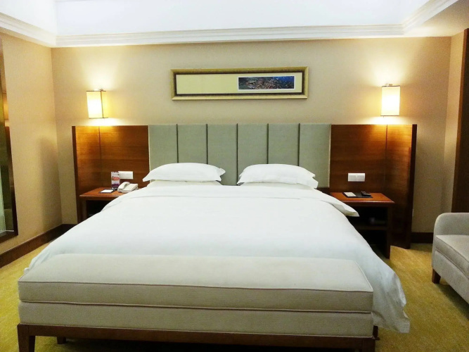 Meahood Herton City Hotel