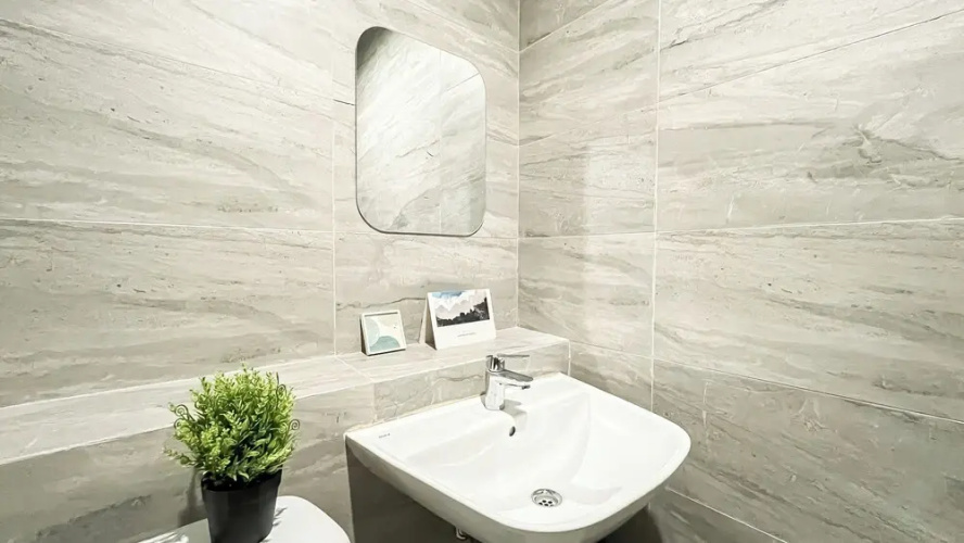Comfortable 1Br At Apartment Collins Boulevard