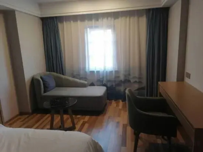 Qingmu Select Hotel