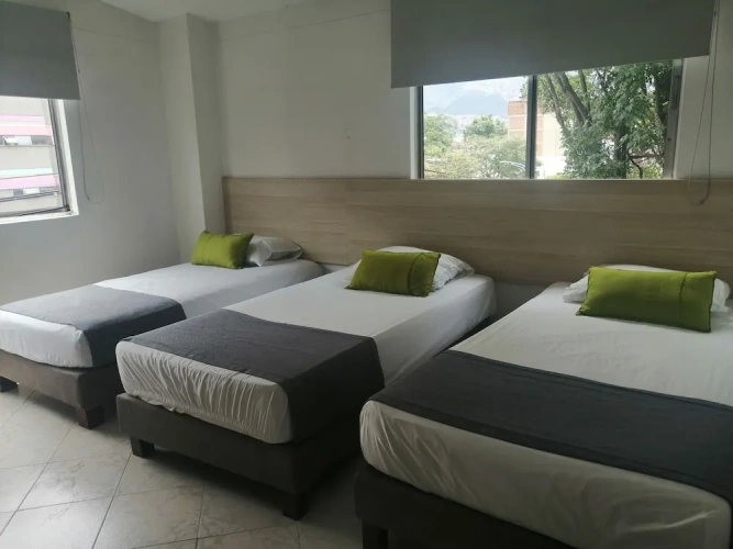Standard Triple room