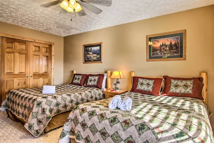 5 Bedrooms Cottage