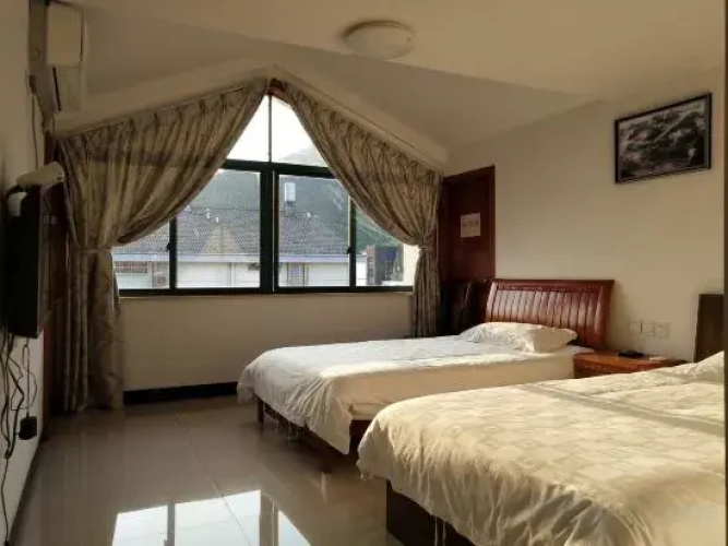Anji Tianrun Hotel